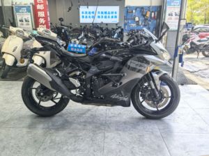 二手川崎ZX-4R