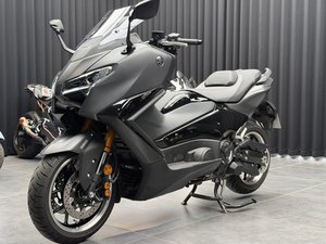 二手雅马哈TMAX