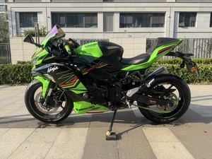 二手川崎ZX-4R