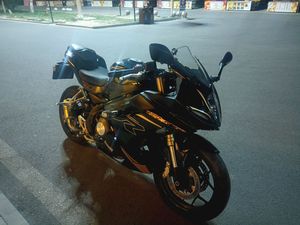 二手贝纳利龙卷风 Tornado 302R