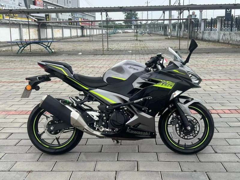 二手川崎Ninja 400