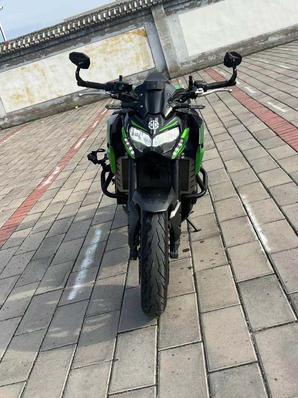 二手川崎Z900