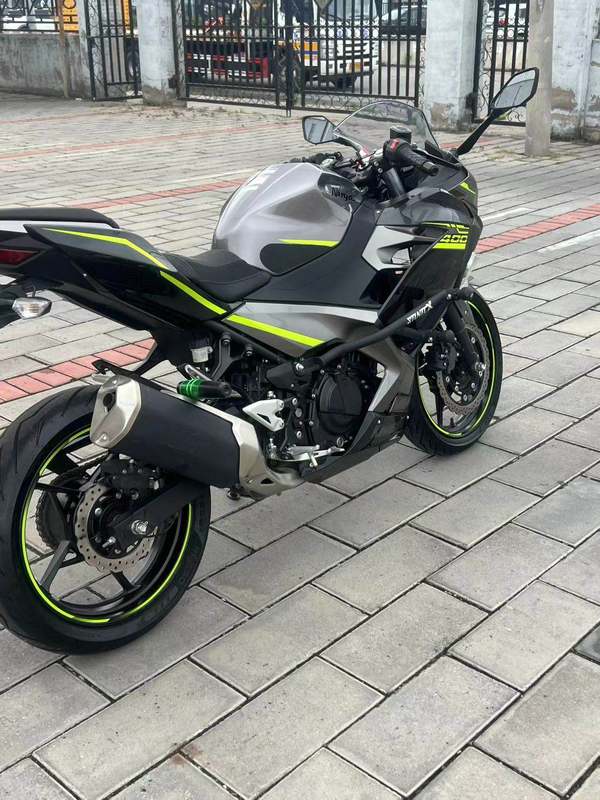 二手川崎Ninja 400