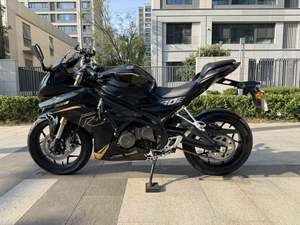 二手贝纳利龙卷风 Tornado 302R