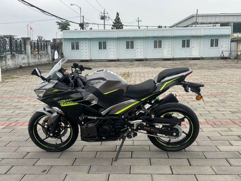 二手川崎Ninja 400