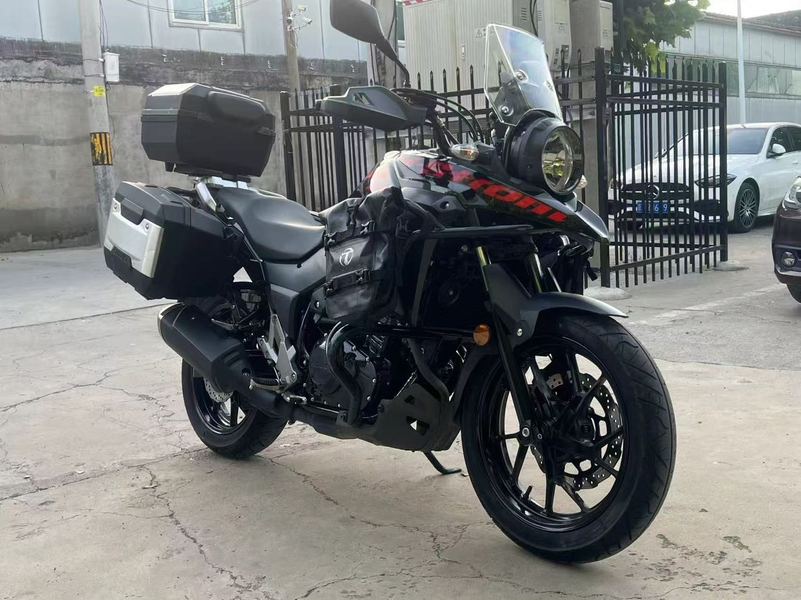 二手豪爵铃木DL250