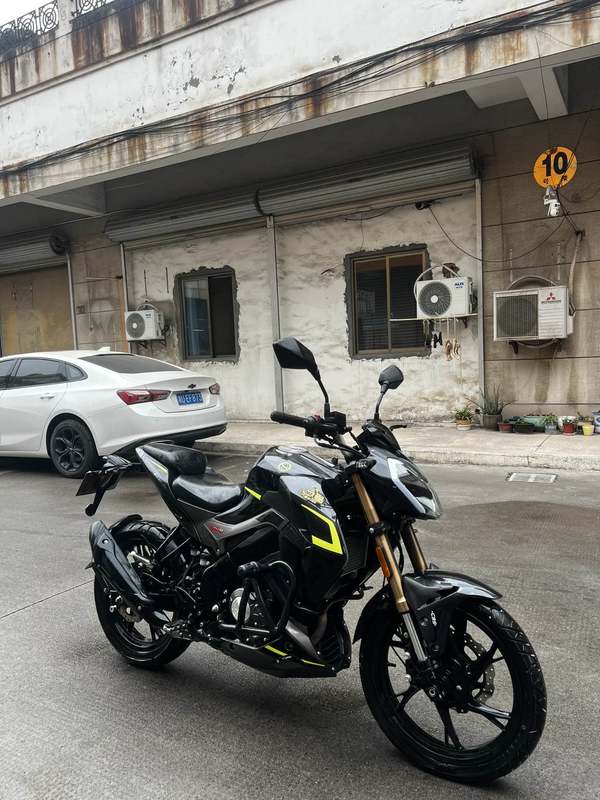 二手贝纳利小迅龙 BN150S