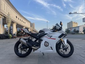 二手张雪机车500RR