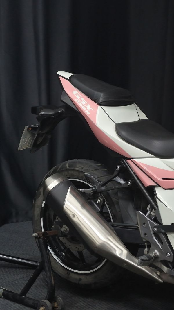 二手豪爵铃木GSX250R