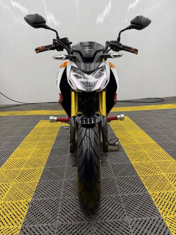 二手五羊本田CB190R 暴锋眼