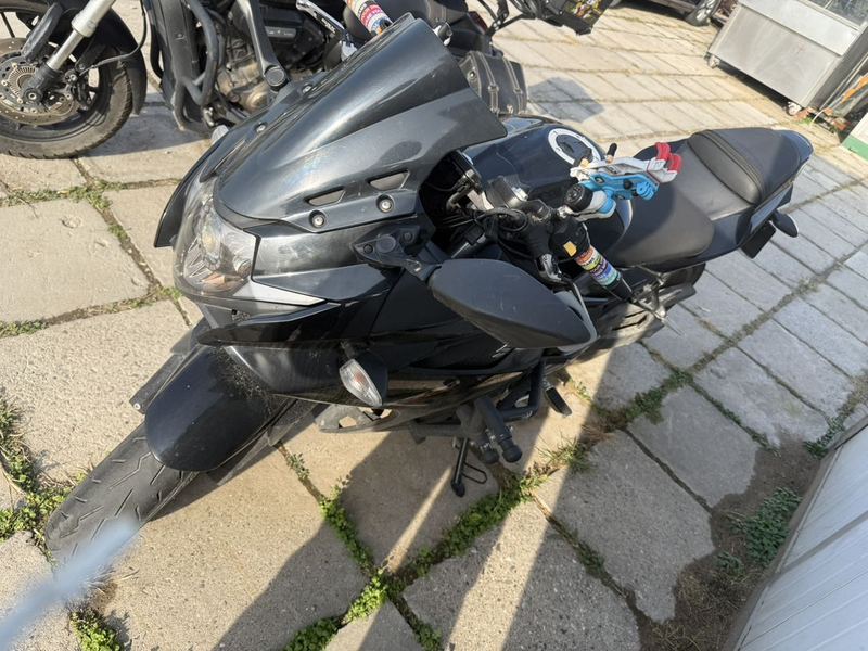 二手豪爵铃木GSX250R