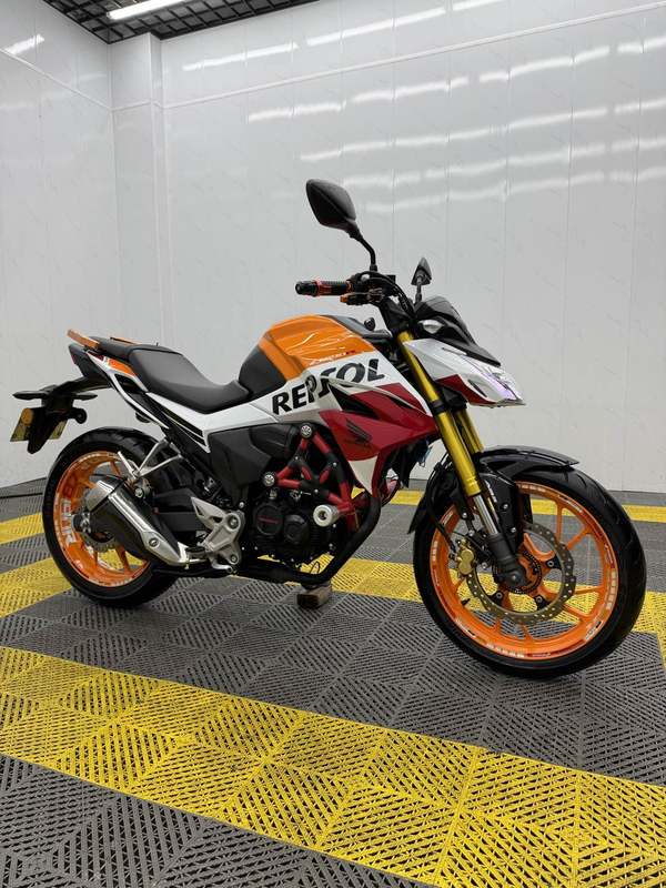二手五羊本田CB190R 暴锋眼