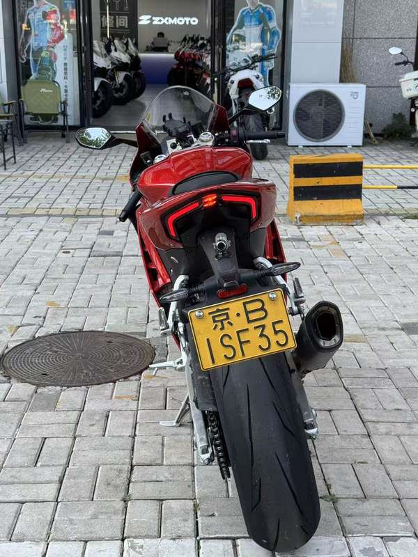 二手张雪机车820RR