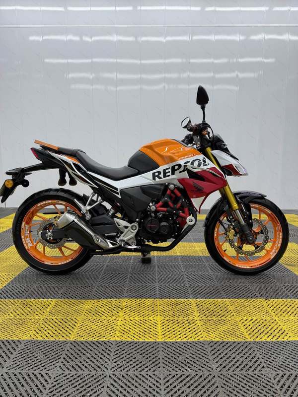 二手五羊本田CB190R 暴锋眼
