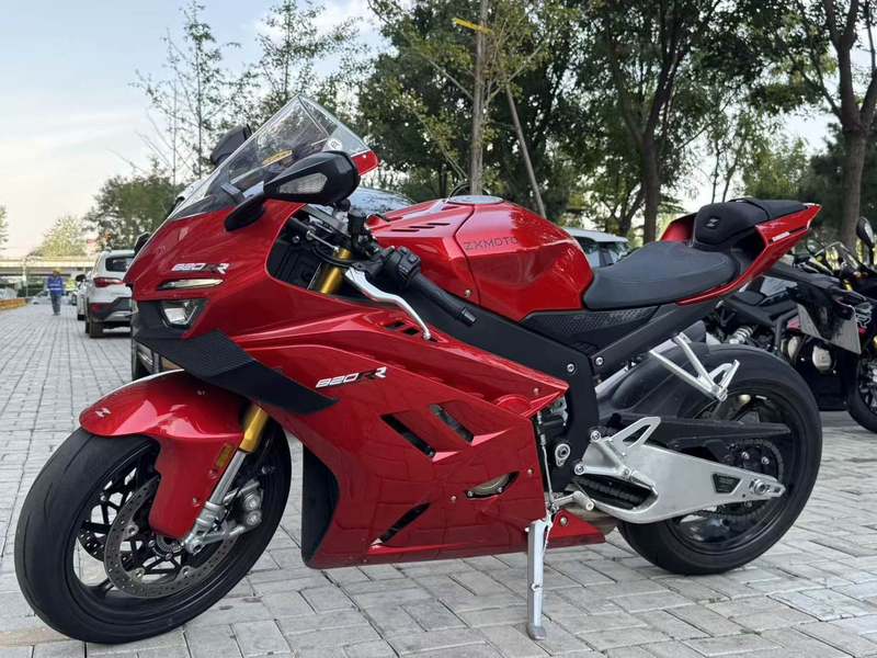 二手张雪机车820RR