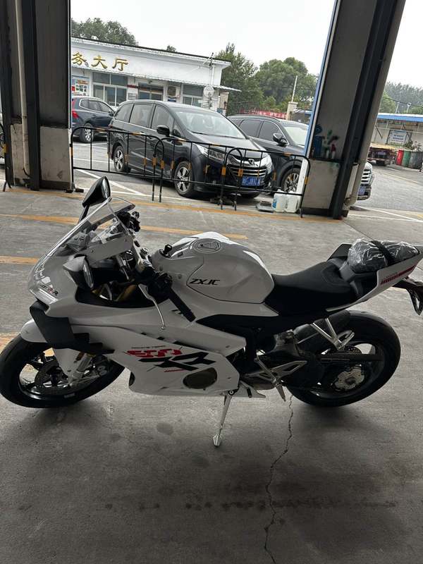 二手张雪机车500RR