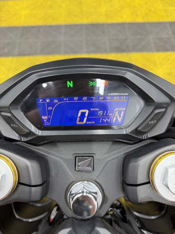 二手五羊本田CB190R 暴锋眼