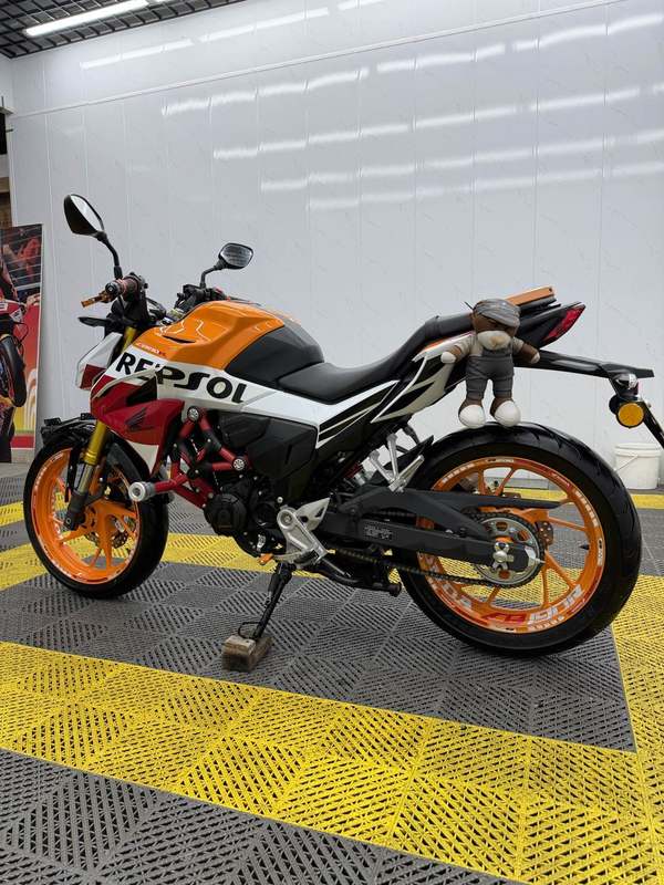 二手五羊本田CB190R 暴锋眼