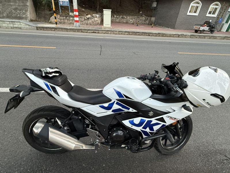 二手豪爵铃木GSX250R
