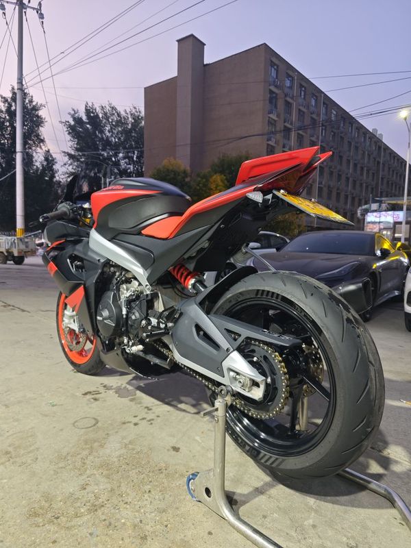 二手阿普利亚RS 660 