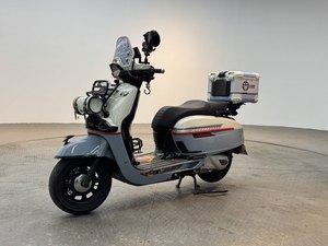 二手维多利亚Sixties 250Si