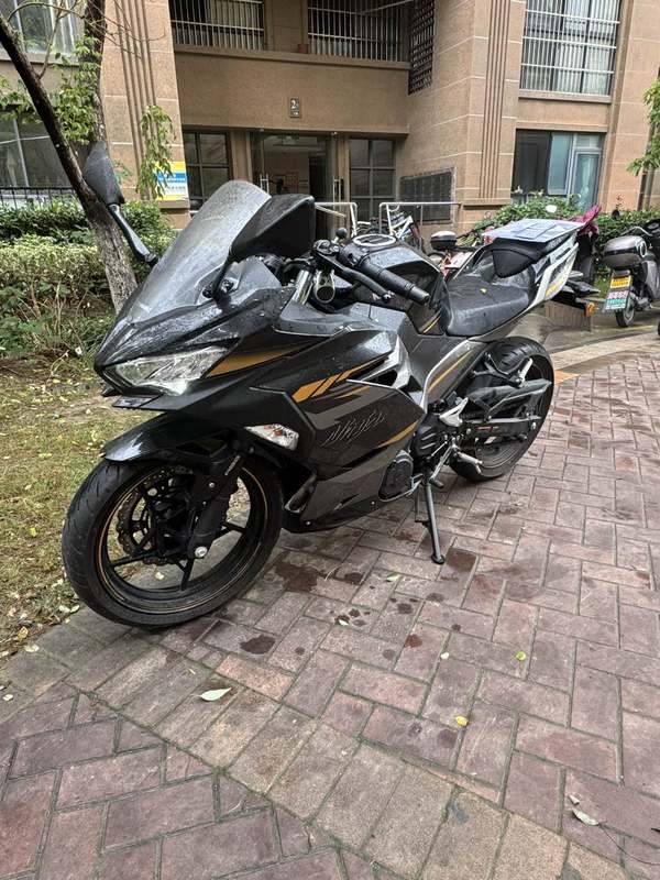 二手川崎Ninja 400