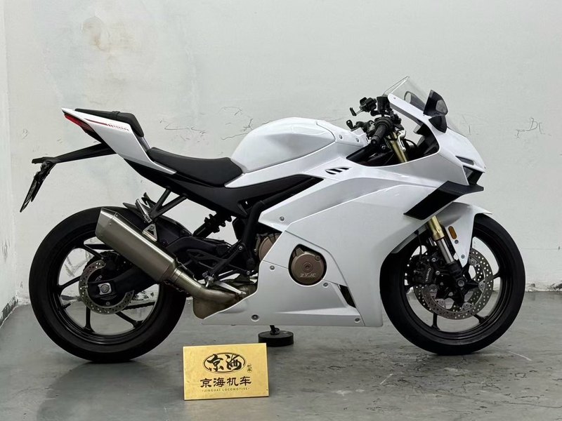 二手张雪机车500RR