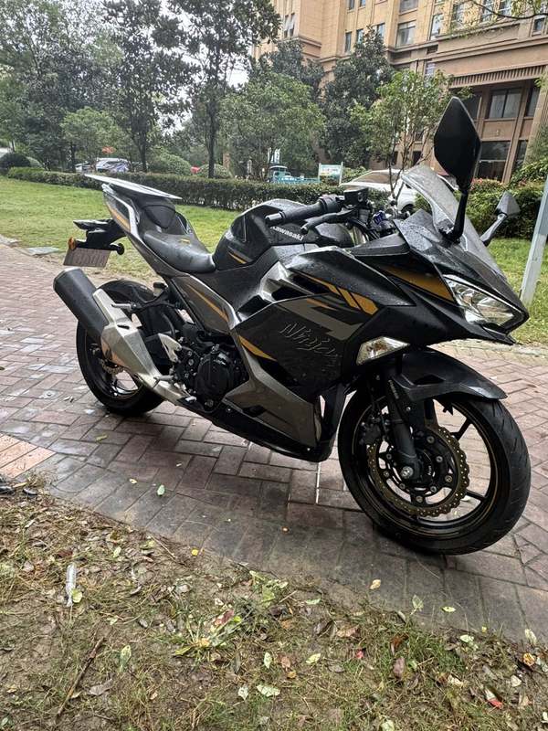 二手川崎Ninja 400
