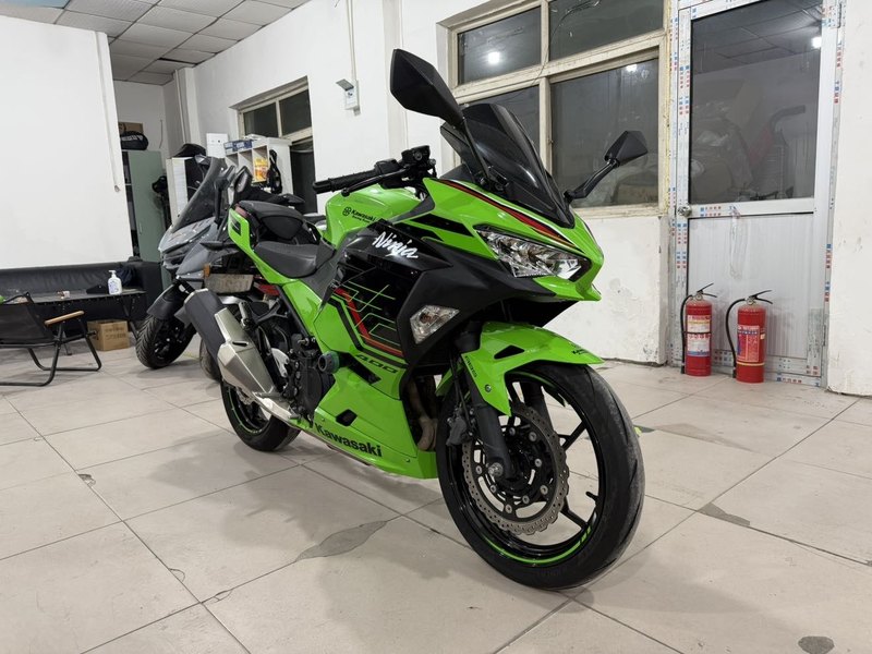 二手川崎Ninja 400