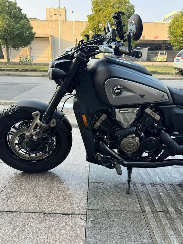 二手QJMOTOR闪600