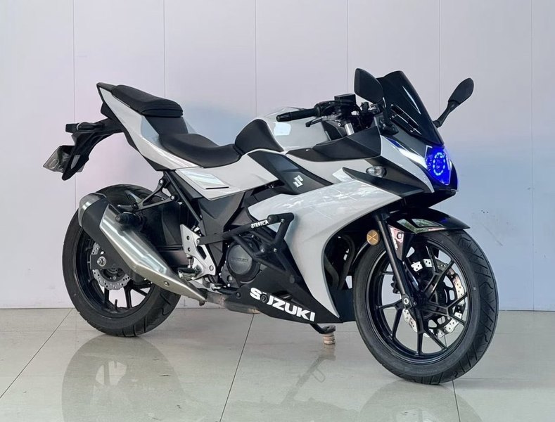 二手豪爵铃木GSX250R