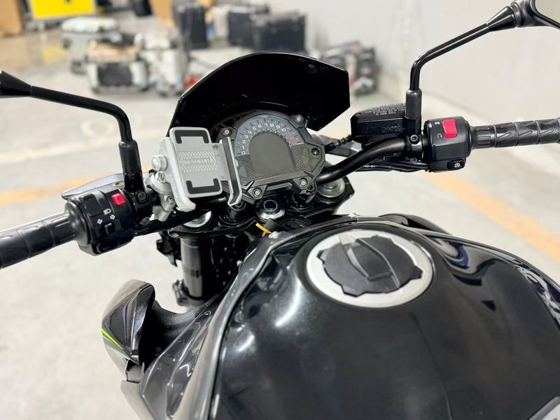二手川崎Z900