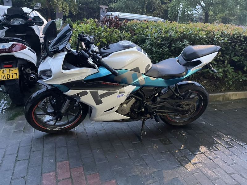 二手春风250SR