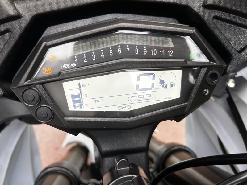 二手飞鹰R25