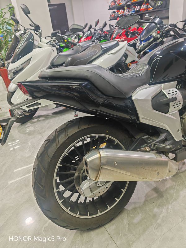 二手香帅翔龙 JSX500i