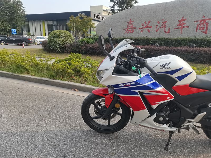 二手新大洲本田CBR300R