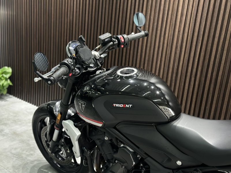 二手凯旋Trident 660