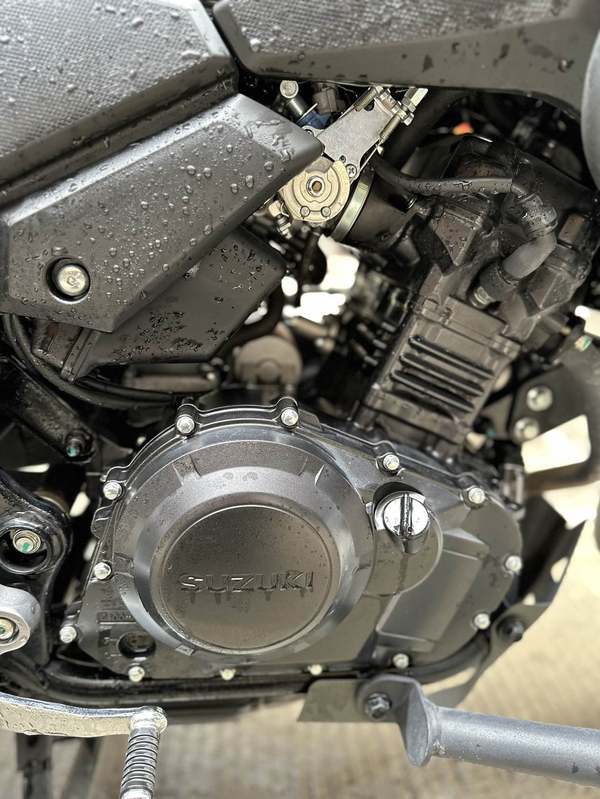 二手豪爵铃木DL250