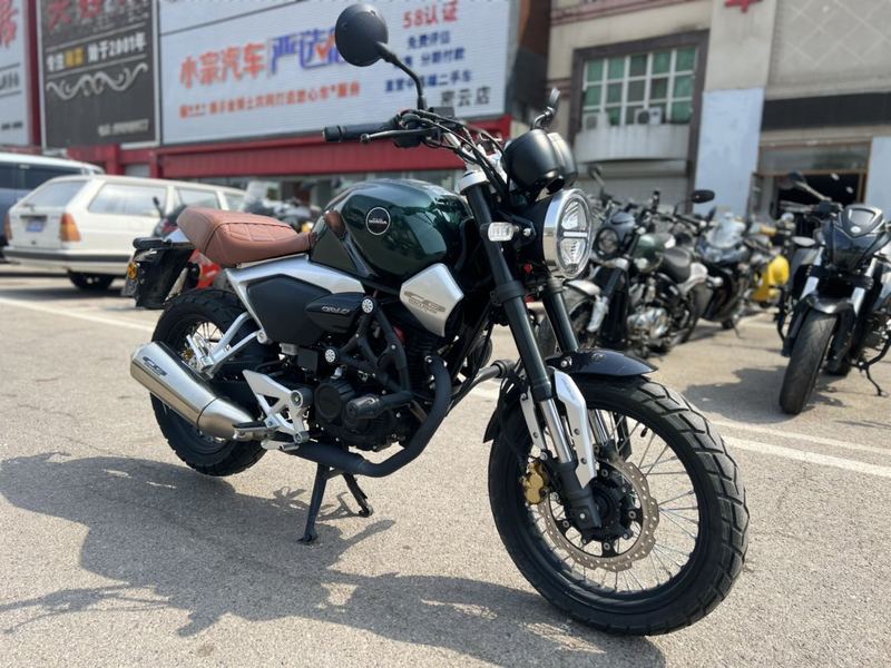 二手五羊本田鸷道 CB190SS