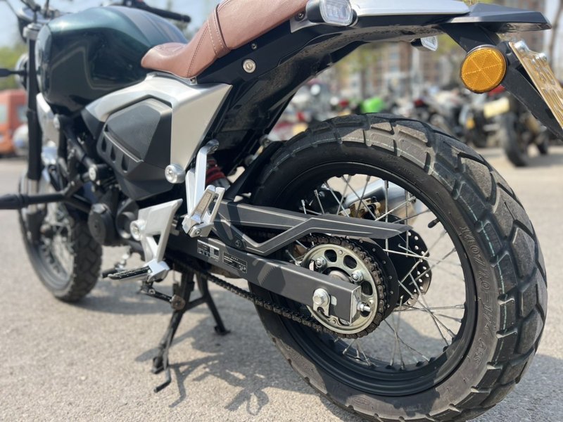 二手五羊本田鸷道 CB190SS