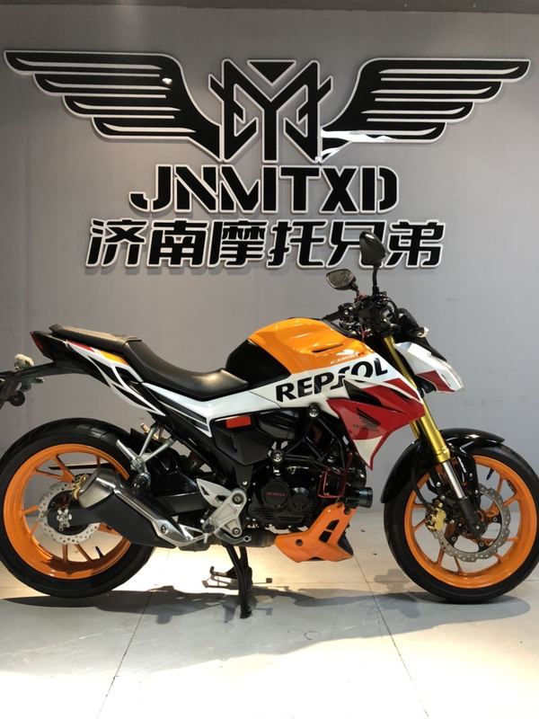 二手五羊本田CB190R 暴锋眼