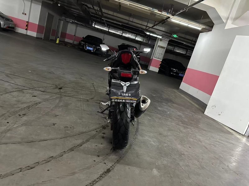 二手豪爵铃木GSX250R