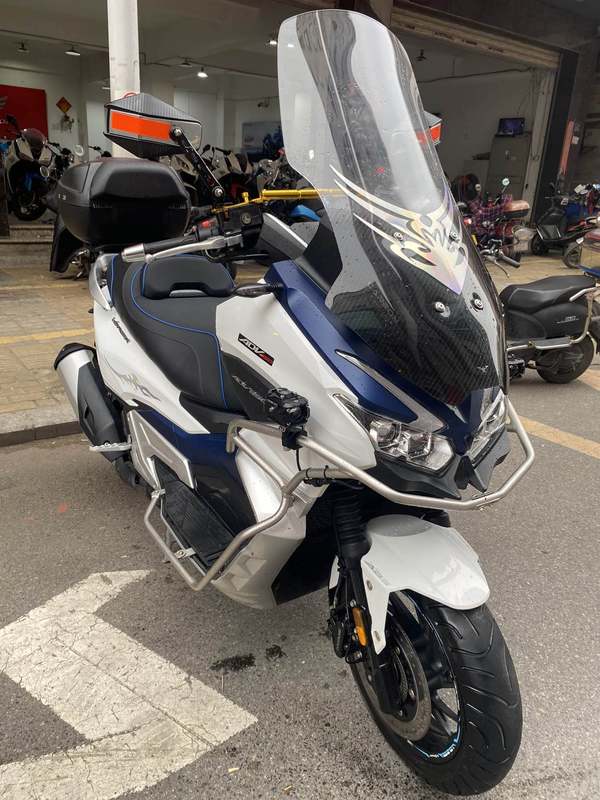 二手大阳V锐 ADV350