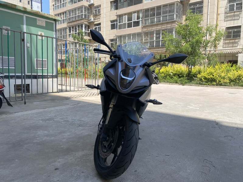 二手贝纳利龙卷风 Tornado 252R