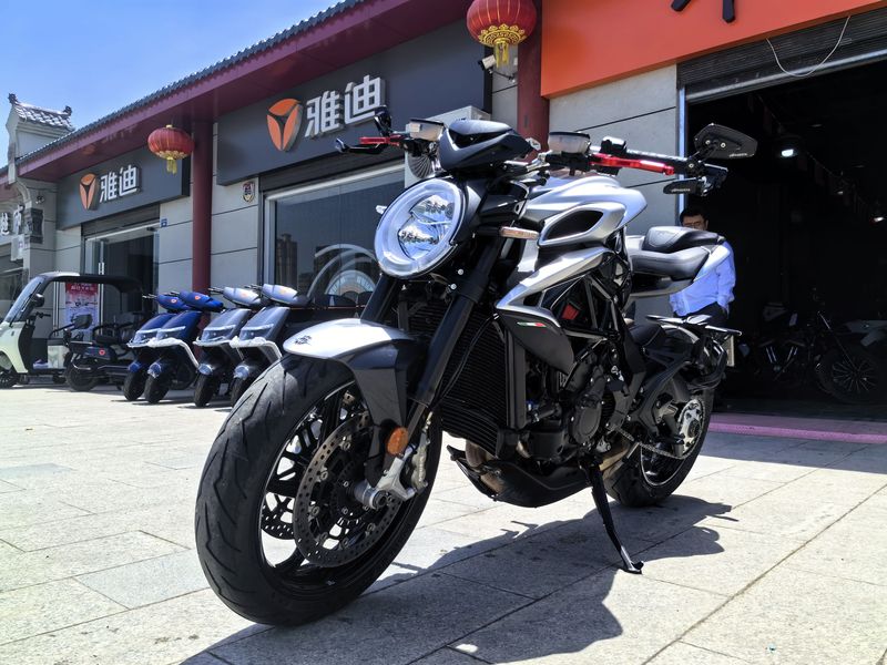 二手奥古斯塔Brutale 800