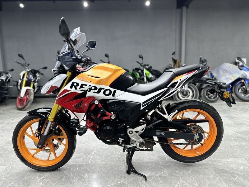 二手五羊本田CB190R 暴锋眼