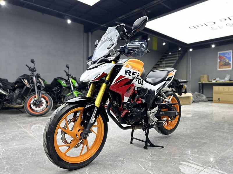 二手五羊本田CB190R 暴锋眼