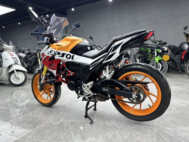 二手五羊本田CB190R 暴锋眼