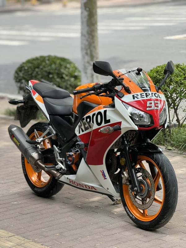 二手本田CBR300R