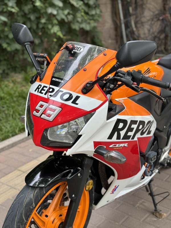二手本田CBR300R